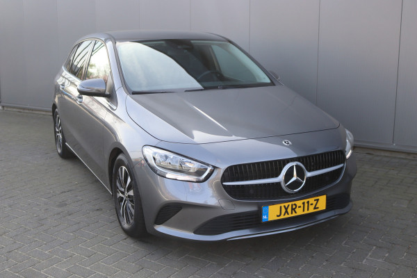 Mercedes-Benz B-Klasse 180 Automaat Mild-Hybrid Business Navigatie/Camera/Stoel-stuurverwarming