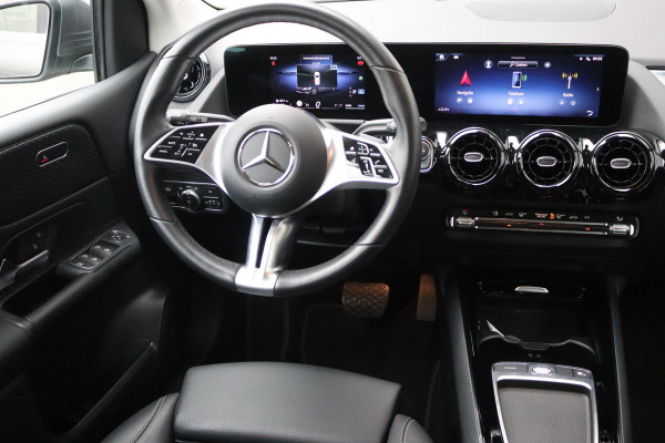 Mercedes-Benz B-Klasse 180 Automaat Mild-Hybrid Business Navigatie/Camera/Stoel-stuurverwarming