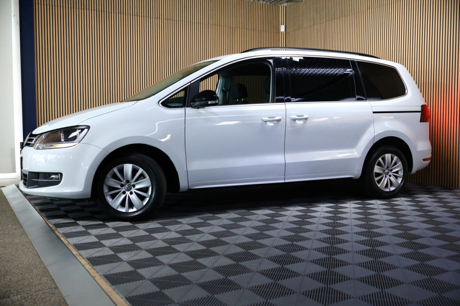 Volkswagen Sharan 1.4 TSI Exclusive Series AVM DSG NAVI CLIMA PDC 7 PERSOONS STOELVW '21