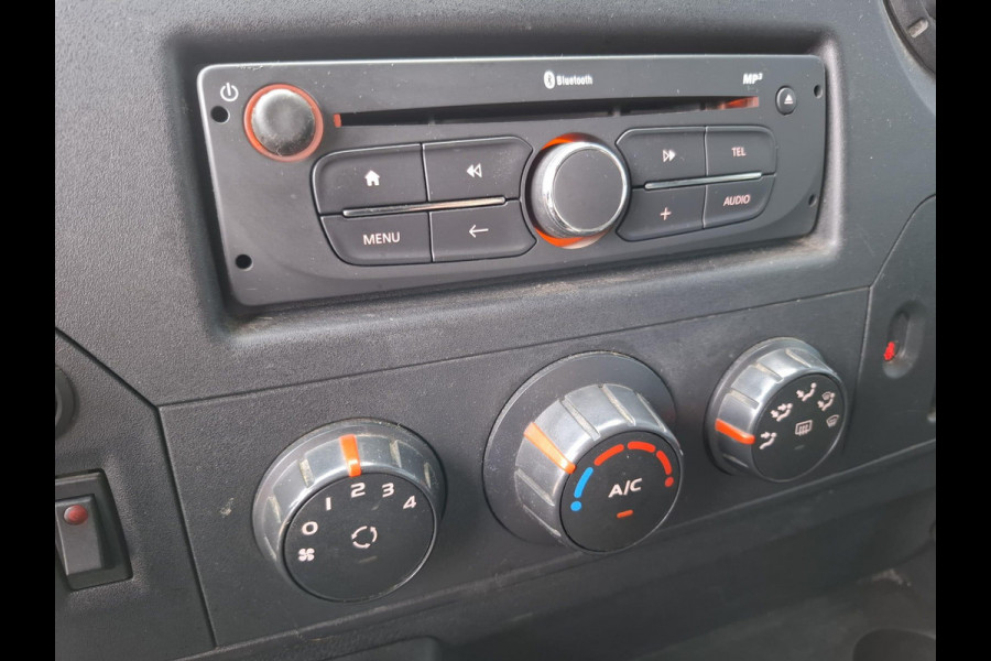 Renault Master T35 2.3 dCi L2H2 AIRCO / CRUISE CONTROLE / IMPERIAL / TREKHAAK / EURO 6