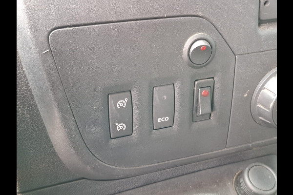 Renault Master T35 2.3 dCi L2H2 AIRCO / CRUISE CONTROLE / IMPERIAL / TREKHAAK / EURO 6