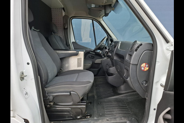 Renault Master T35 2.3 dCi L2H2 AIRCO / CRUISE CONTROLE / IMPERIAL / TREKHAAK / EURO 6