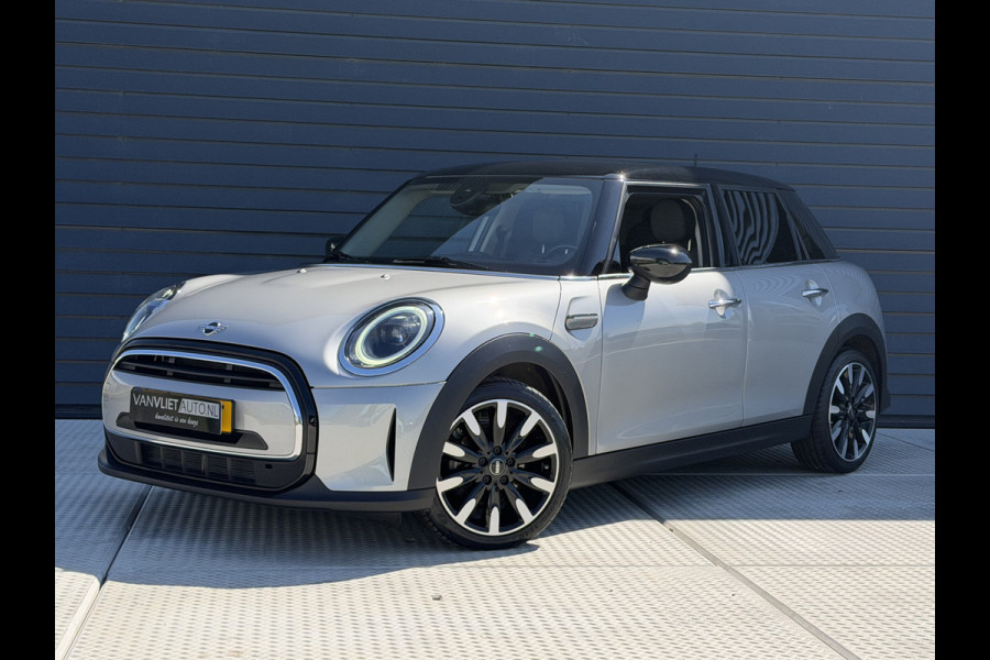 MINI Mini 1.5 Cooper 136 PK Camden Plus Edition Automaat / Camera / Navigatie