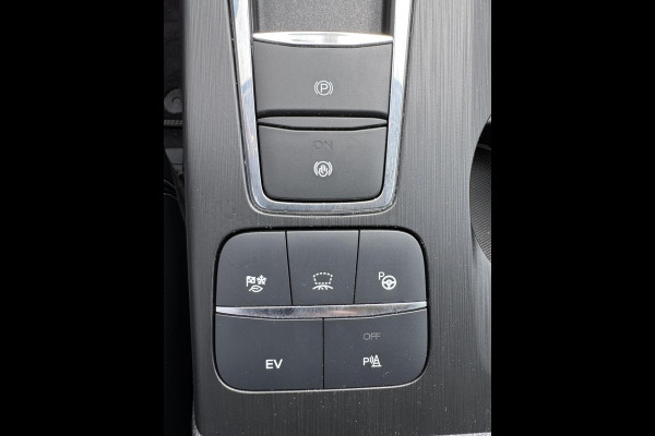 Ford Kuga 2.5 PHEV Vignale 225pk | Driver Assistance Pack | Technology Pack | Winter Pack | Trekhaak Afneembaar | 1.500kg Trekgewicht