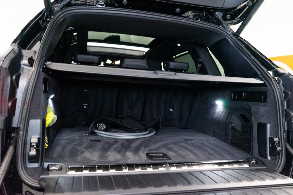 BMW X5 xDrive50e M-Sport Pro 490PK | Harman/Kardon | Pano | Kuipstoelen | Glow | 360 | VOL! Fabrieksgarantie