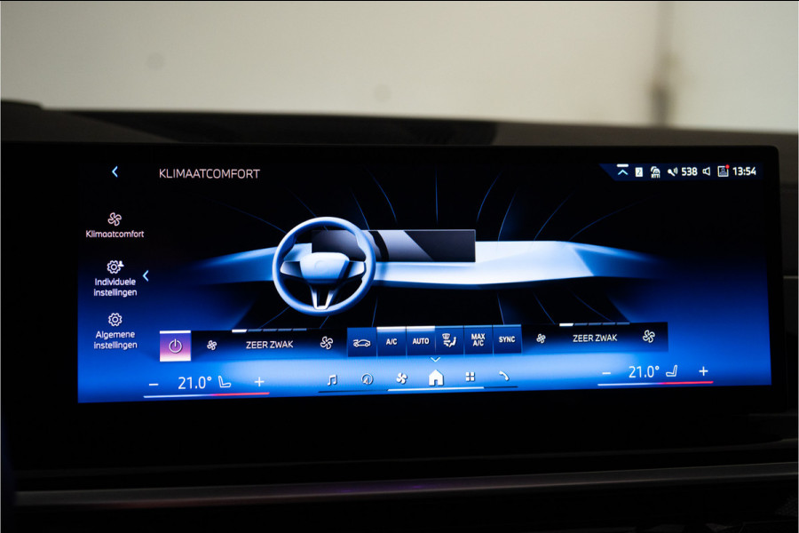 BMW X5 xDrive50e M-Sport Pro 490PK | Harman/Kardon | Pano | Kuipstoelen | Glow | 360 | VOL! Fabrieksgarantie