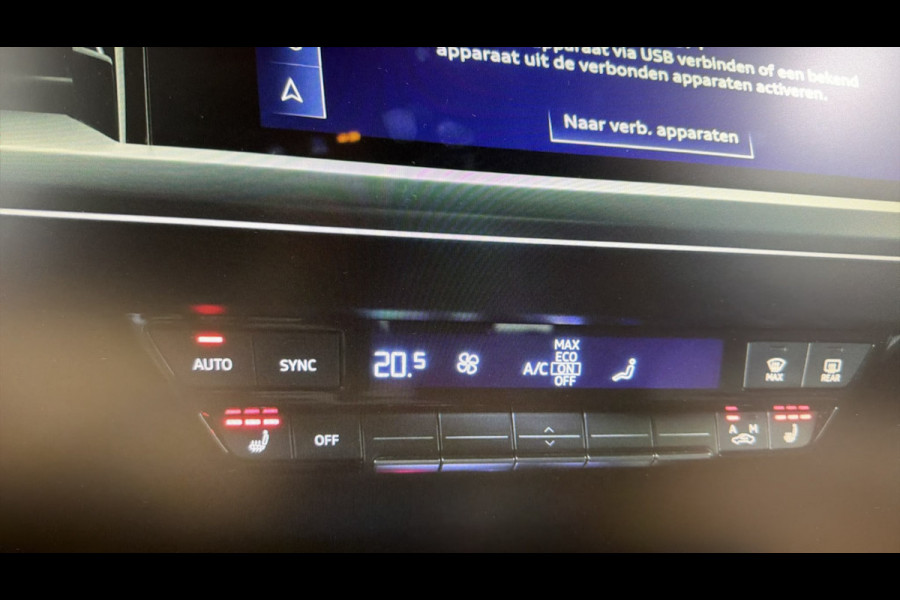 Audi Q4 e-tron BWJ 2022 | 35 Launch edition Advanced 55 kWh | SPORTSTOELEN | CARPLAY | CLIMA | STOELVERW | CAMERA A | PDC 2X | LICHTMETAAL |