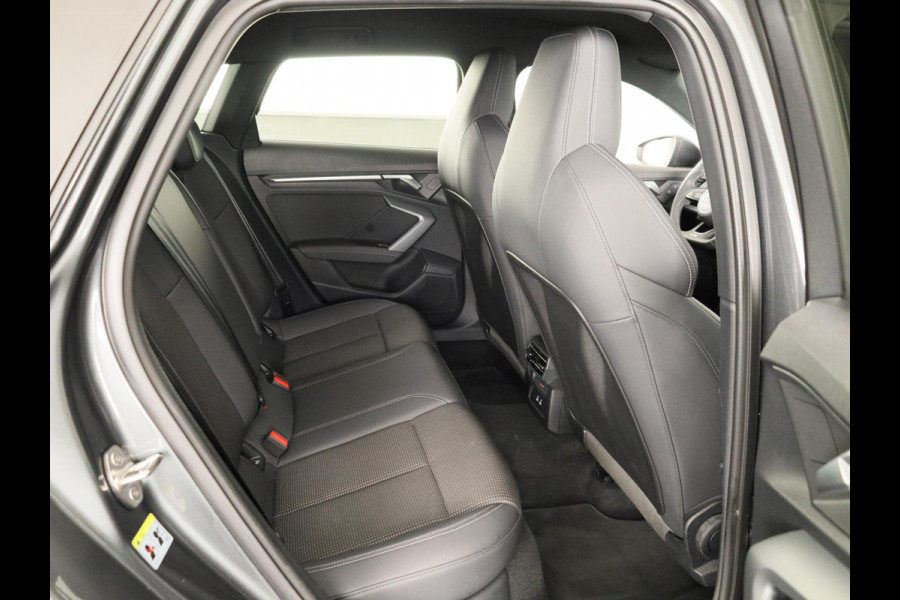 Audi A3 Sportback 40 TFSI e S edition 204pk S-tronic | Private Lease € 656,00 per maand*  Verlengde garantie | Navigatie | Parkeersensoren (Park assist) | Adaptieve cruise control | Stoelverwarming | S-Line |