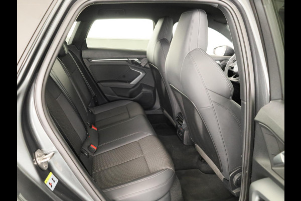 Audi A3 Sportback 40 TFSI e S edition 204pk S-tronic | Private Lease € 656,00 per maand*  Verlengde garantie | Navigatie | Parkeersensoren (Park assist) | Adaptieve cruise control | Stoelverwarming | S-Line |