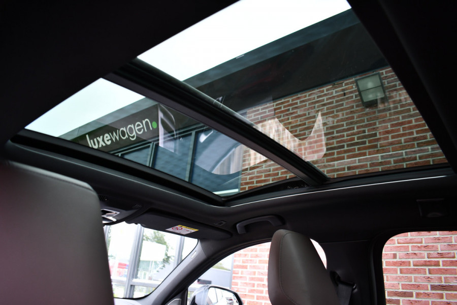 BMW 1-serie 120 M-Sport Pano ACC 360 HUD Massage H/K 19inch El-Klep