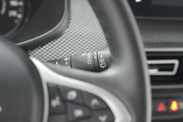 Dacia Sandero TCe 90 CVT Expression | AUTOMAAT | Parkeersensoren | Apple Carplay | Cruise Control