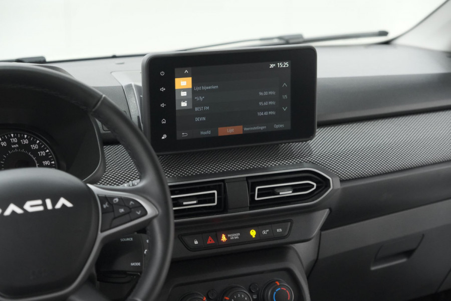 Dacia Sandero TCe 90 CVT Expression | AUTOMAAT | Parkeersensoren | Apple Carplay | Cruise Control