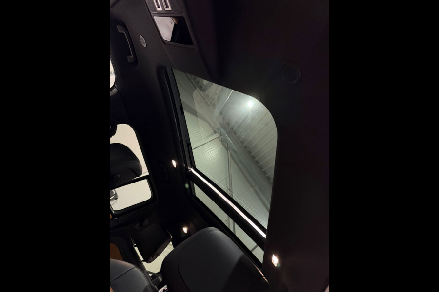Land Rover Defender 130 3.0 P400 130 X 8p / Pano / Meridian / Stoelventilatie