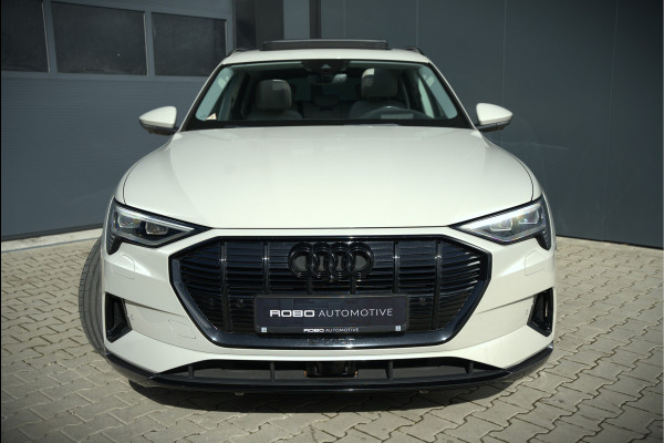 Audi e-tron e-tron 55 quattro advanced Pro Line Plus 95 kWh | Panoramadak | Bang & Olufsen | Stoelkoeling | Stoelverwarming | Massage | Head-Up Display | 360 Camera | Matrix LED | Luchtvering | Memory Seats | Elektrisch Verstelbare Stoelen |