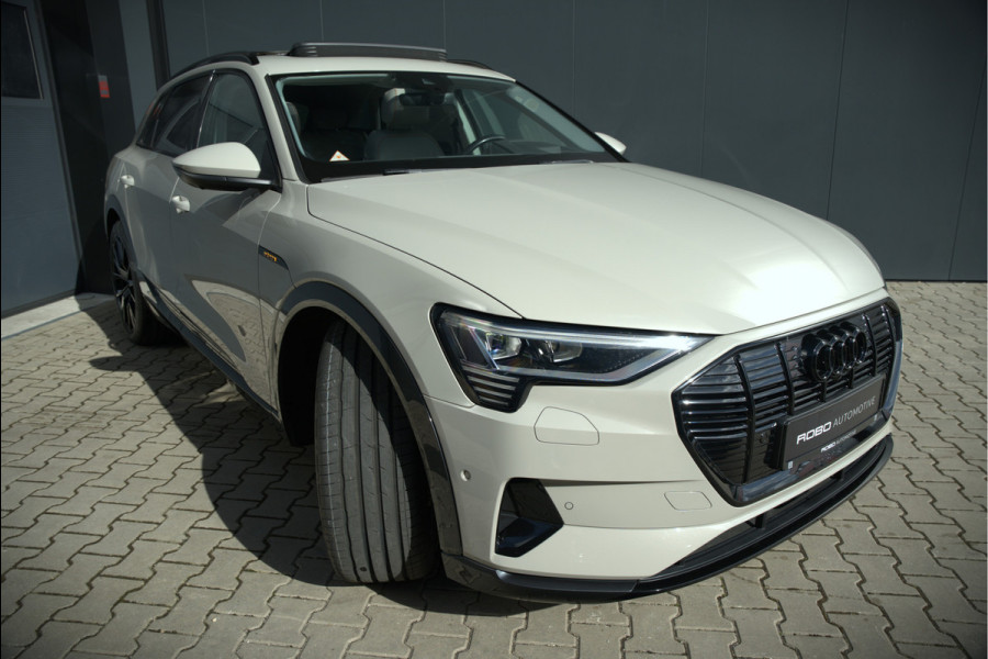 Audi e-tron e-tron 55 quattro advanced Pro Line Plus 95 kWh | Panoramadak | Bang & Olufsen | Stoelkoeling | Stoelverwarming | Massage | Head-Up Display | 360 Camera | Matrix LED | Luchtvering | Memory Seats | Elektrisch Verstelbare Stoelen |