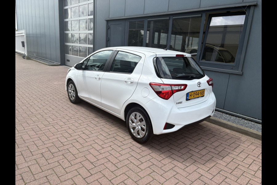Toyota Yaris 1.5 VVT-i Active Automaat 5-drs. CAMERA/MEDIA/CRUISE/CLIMA