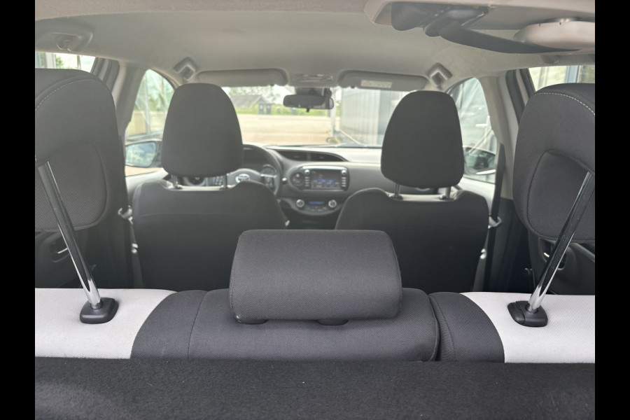 Toyota Yaris 1.5 VVT-i Active Automaat 5-drs. CAMERA/MEDIA/CRUISE/CLIMA
