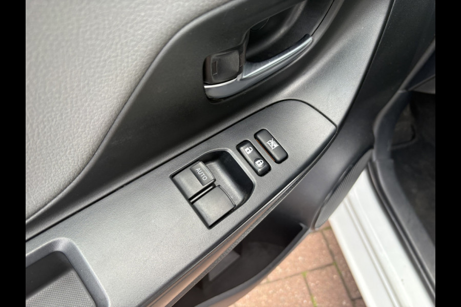 Toyota Yaris 1.5 VVT-i Active Automaat 5-drs. CAMERA/MEDIA/CRUISE/CLIMA