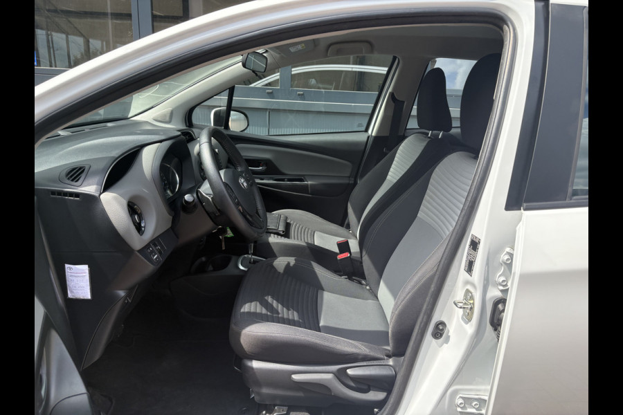 Toyota Yaris 1.5 VVT-i Active Automaat 5-drs. CAMERA/MEDIA/CRUISE/CLIMA