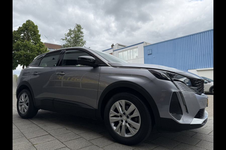 Peugeot 3008 1.2 PureTech Active Pack Business - Navigatie / Apple CarPlay I Airco I Camera & PDC I LED I Dealer onderhouden
