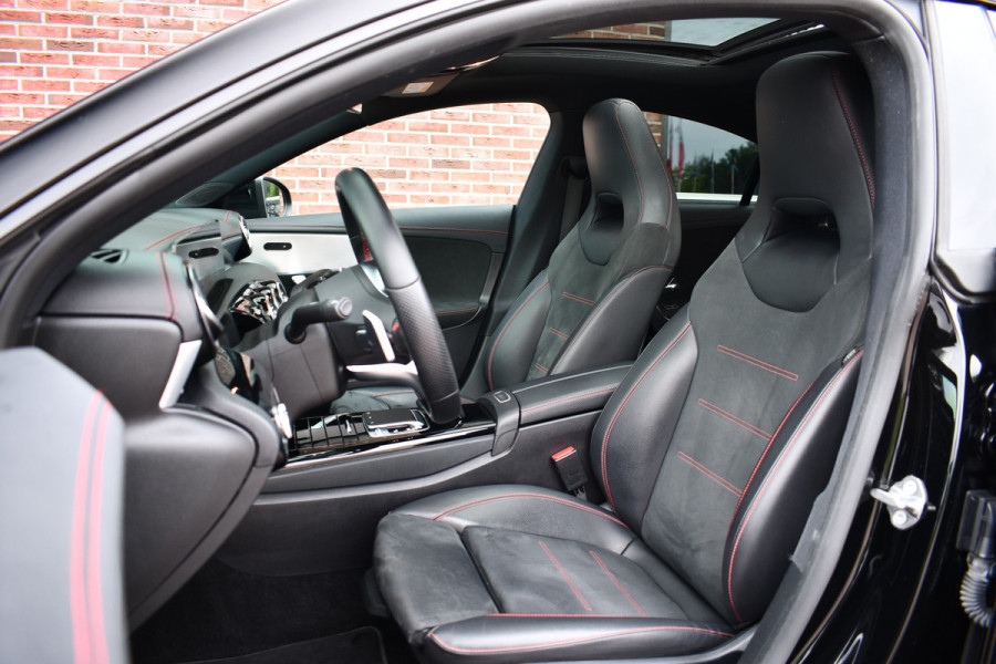 Mercedes-Benz CLA-Klasse 220 AMG 45 Look Pano Night 19inch Sportuilaat