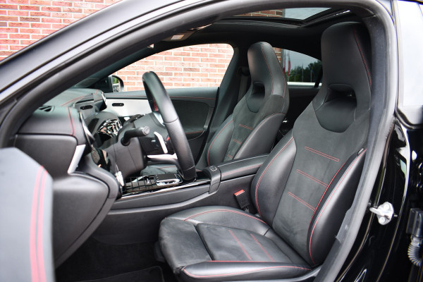 Mercedes-Benz CLA-Klasse 220 AMG 45 Look Pano Night 19inch Sportuilaat