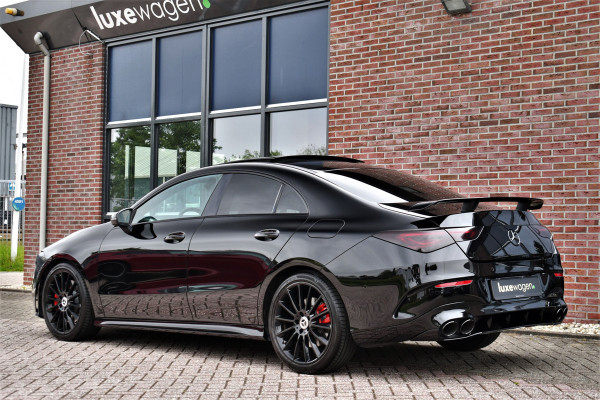 Mercedes-Benz CLA-Klasse 220 AMG 45 Look Pano Night 19inch Sportuilaat