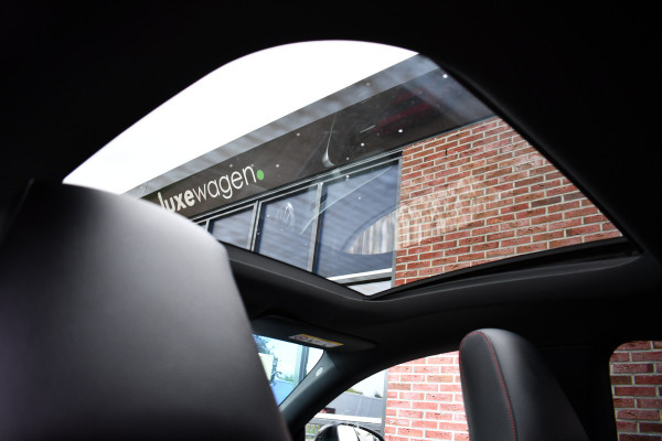 Mercedes-Benz CLA-Klasse 220 AMG 45 Look Pano Night 19inch Sportuilaat