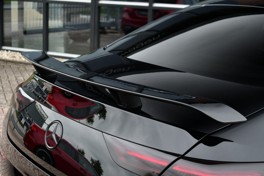 Mercedes-Benz CLA-Klasse 220 AMG 45 Look Pano Night 19inch Sportuilaat