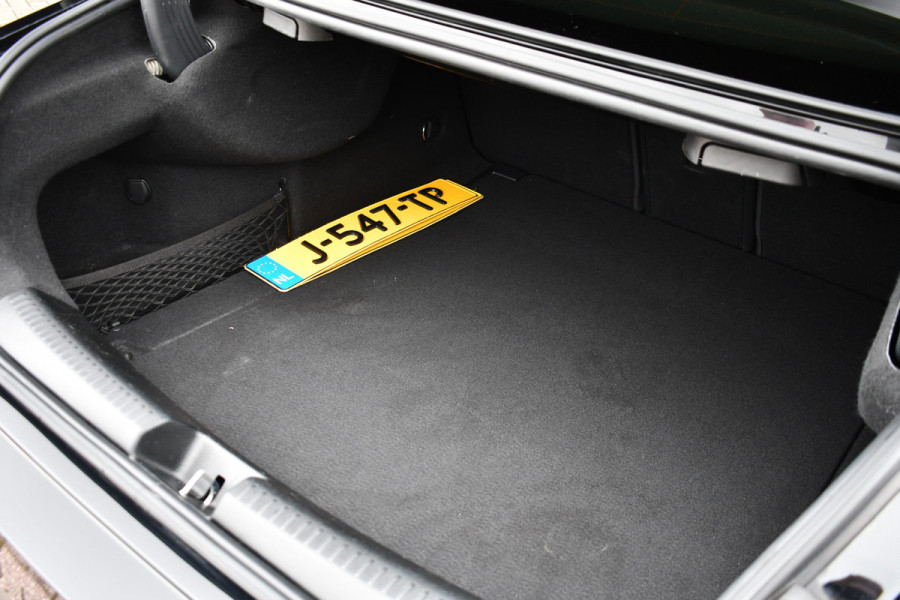 Mercedes-Benz CLA-Klasse 220 AMG 45 Look Pano Night 19inch Sportuilaat