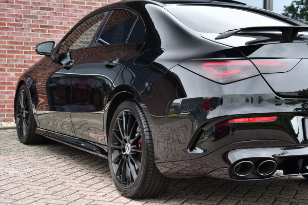 Mercedes-Benz CLA-Klasse 220 AMG 45 Look Pano Night 19inch Sportuilaat