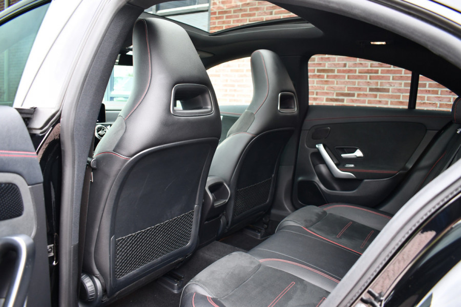 Mercedes-Benz CLA-Klasse 220 AMG 45 Look Pano Night 19inch Sportuilaat