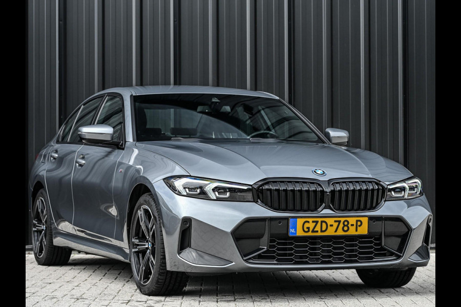 BMW 3-serie 330e | M-Sport | Facelift | Shadowline | Led Koplampen | Camera | NL auto | Stoelverwarming