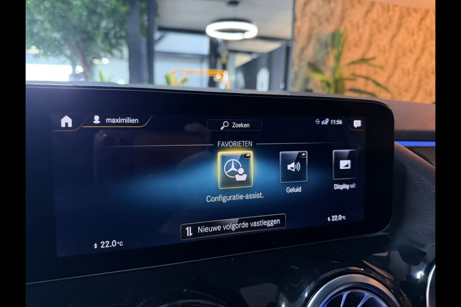 Mercedes-Benz GLA 250 e AMG Line|Plug-in Hybrid|360° Camera|Memory Stoelen|MBUX|Adaptieve Cruise|Elek. Achterklep|Rijklaar