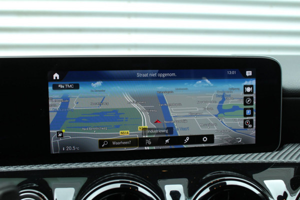 Mercedes-Benz A-Klasse 180 136pk Business Solution AUTOMAAT Widescreen 18"AMG LMV