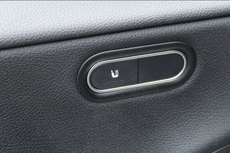 Mercedes-Benz A-Klasse 180 136pk Business Solution AUTOMAAT Widescreen 18"AMG LMV