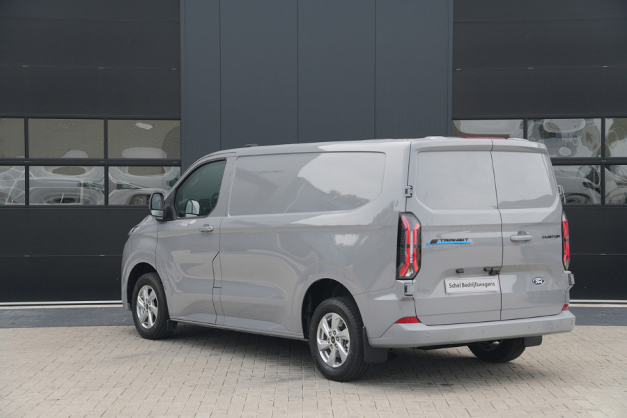 Ford E-Transit Custom 320 L1H1 Limited 71 kWh 218pk - Stoel + Stoel - Keyless - Stoelverwarming - Camera - Carplay - Rijklaar