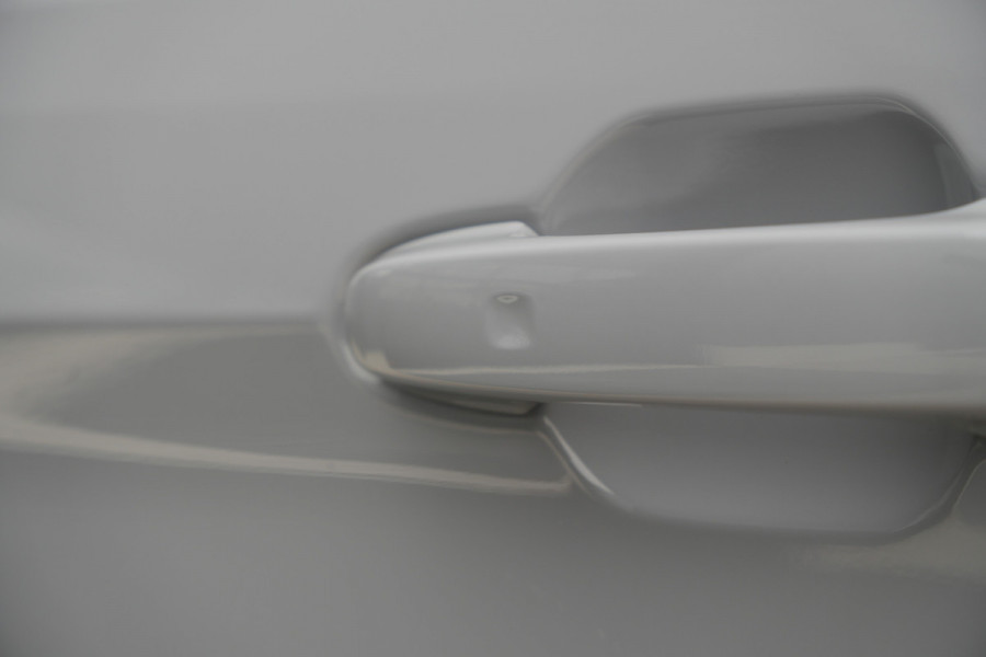 Ford E-Transit Custom 320 L1H1 Limited 71 kWh 218pk - Stoel + Stoel - Keyless - Stoelverwarming - Camera - Carplay - Rijklaar