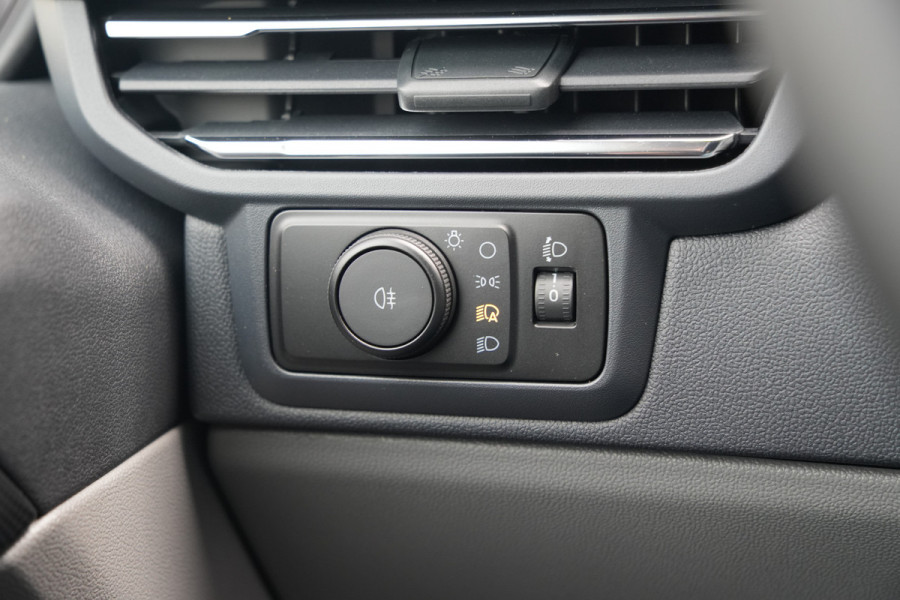Ford E-Transit Custom 320 L1H1 Limited 71 kWh 218pk - Stoel + Stoel - Keyless - Stoelverwarming - Camera - Carplay - Rijklaar