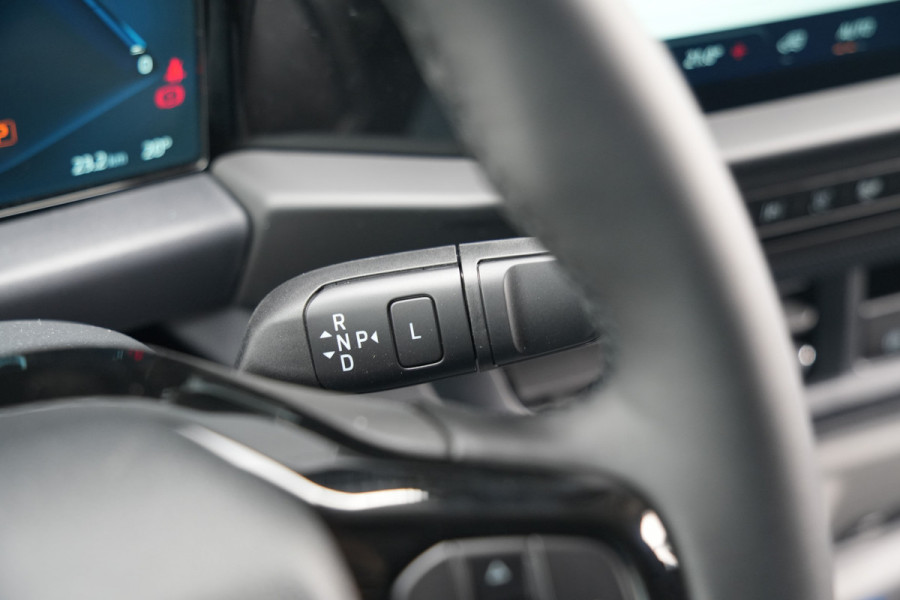 Ford E-Transit Custom 320 L1H1 Limited 71 kWh 218pk - Stoel + Stoel - Keyless - Stoelverwarming - Camera - Carplay - Rijklaar