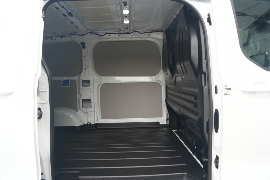 Ford E-Transit Custom 320 L1H1 Limited 71 kWh 218pk - Keyless - Stoelverwarming - Camera - Carplay - Rijklaar