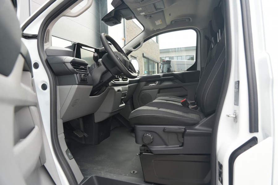 Ford E-Transit Custom 320 L1H1 Limited 71 kWh 218pk - Keyless - Stoelverwarming - Camera - Carplay - Rijklaar