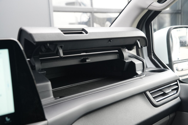 Ford E-Transit Custom 320 L1H1 Limited 71 kWh 218pk - Keyless - Stoelverwarming - Camera - Carplay - Rijklaar