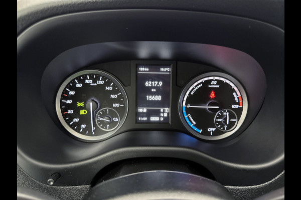 Mercedes-Benz eVito eVito Extra Lang 66 kWh DC 266km WLTP Dubbele cabine Led Schuifdeur L+R 5-zitplaatsen Navigatie Camera Snelladen