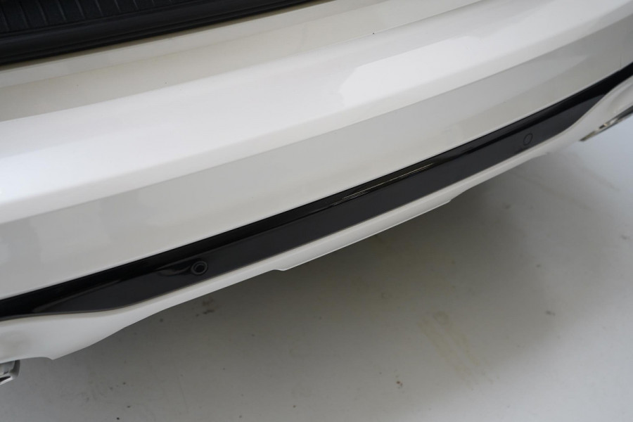 Ford Kuga 2.5 PHEV ST-Line | SoH 75% | Blind spot | Navigatie | Adaptive cruise | Camera | Apple Carplay | Keyless | Stoelverwarming