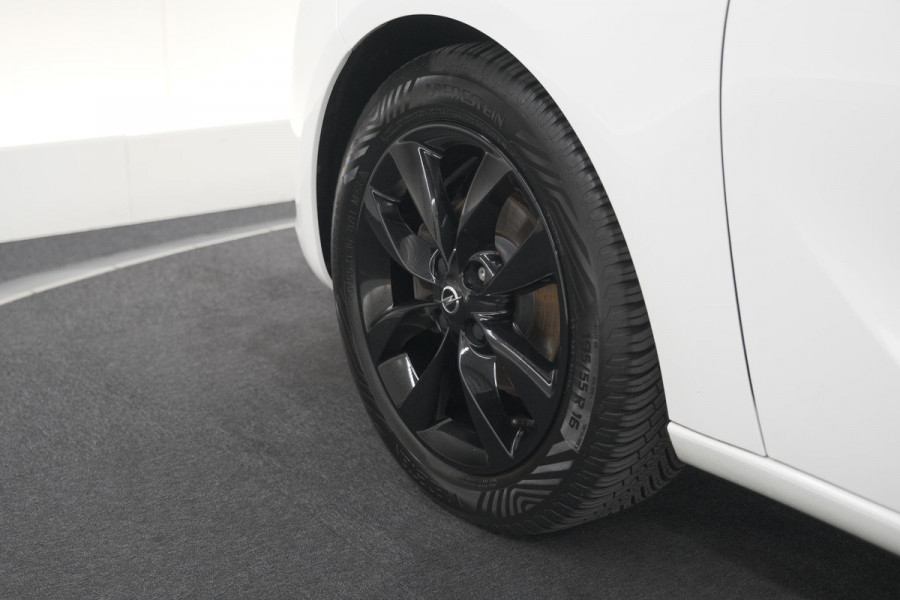 Opel ADAM 1.0 Turbo Jam Favourite | Allseason Banden | Bluetooth Radio | Cruise Control | 16 Inch Lichtmetalen Velgen