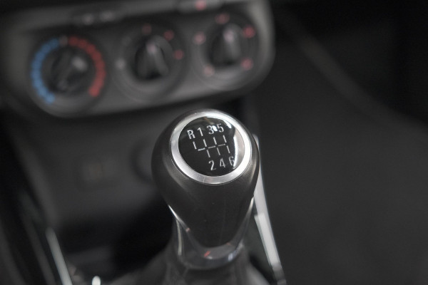 Opel ADAM 1.0 Turbo Jam Favourite | Allseason Banden | Bluetooth Radio | Cruise Control | 16 Inch Lichtmetalen Velgen