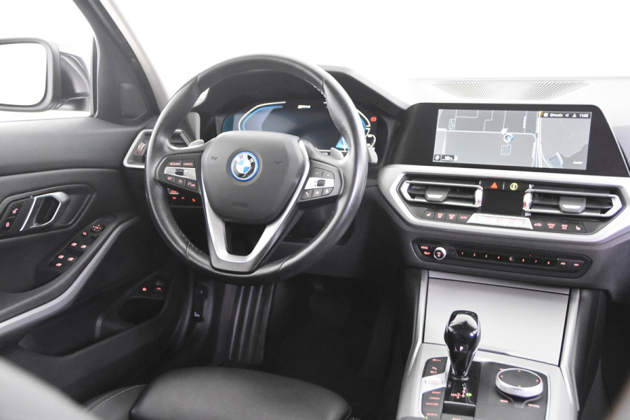BMW 3 Serie 320 e Touring *1ste Eigenaar*Leer*Stoelverwarming*PDC*