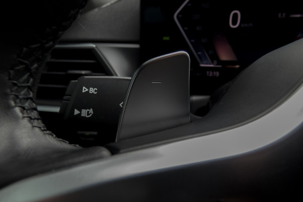 BMW 2 Serie Coupé 218i | HUD | H&K |M-Pakket