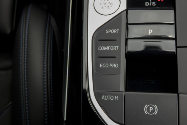 BMW 2 Serie Coupé 218i | HUD | H&K |M-Pakket